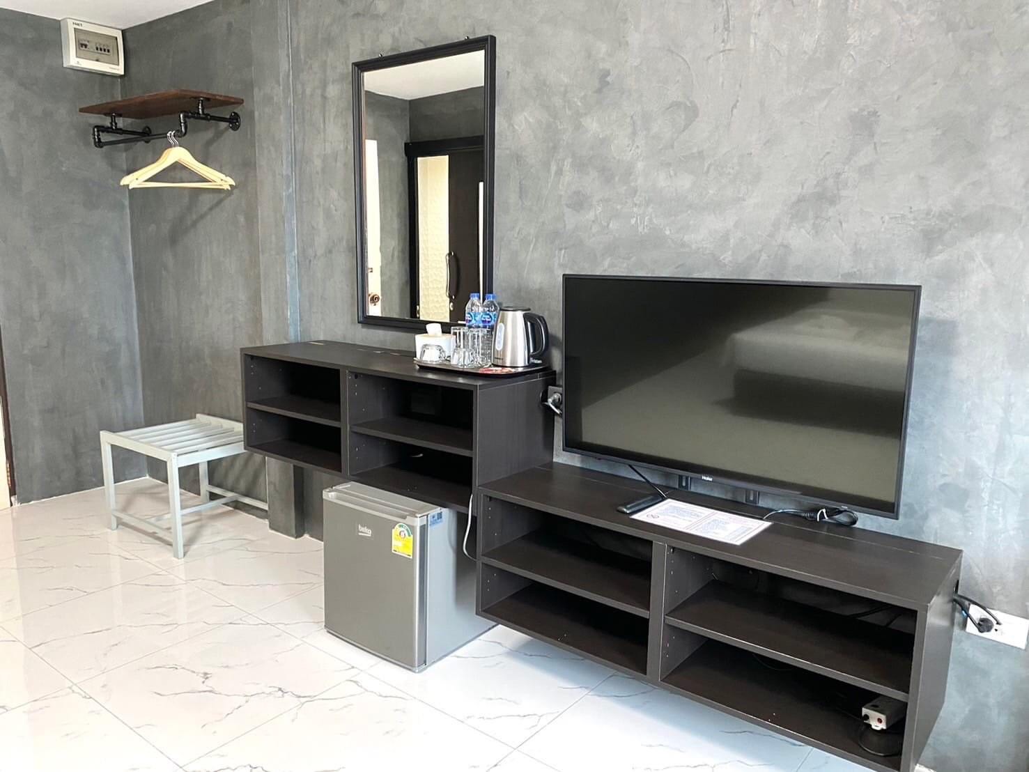 โรงแรมชัยนาทแกรนด์